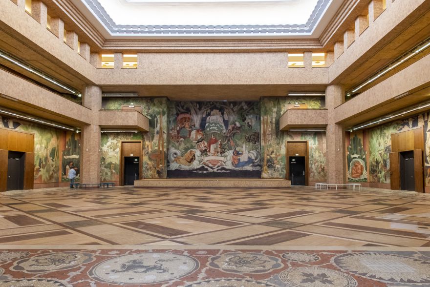 palais de la porte doree