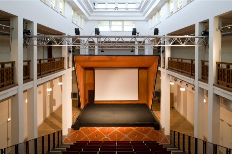 palais de la porte doree