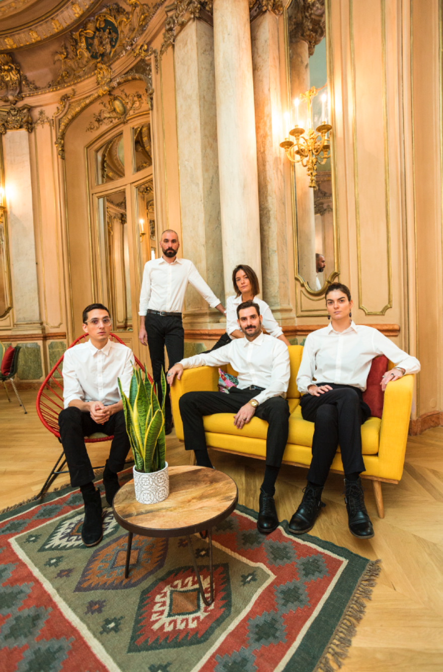 equipe de service traiteur paris