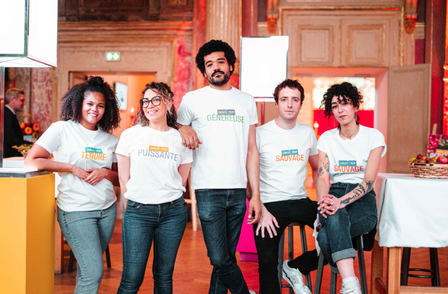 equipe de service traiteur paris