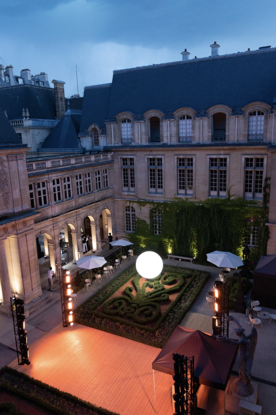 garden party carnavalet