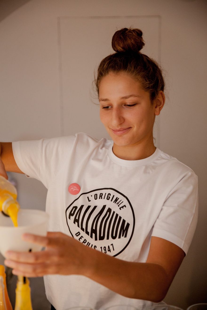 job serveuse paris
